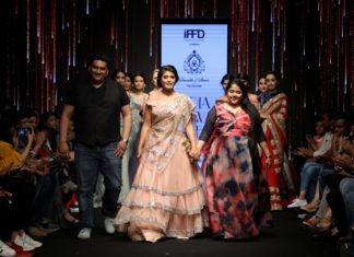 Designer Saurabh & Shena showcased “Dil-e-Guldasta” a collection presenting finest zardozi, pearls, rhinestones & colorful resham threads at India Runway Week