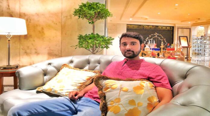 Pardeep Khatri, Tech Blogger biography and unseen truth