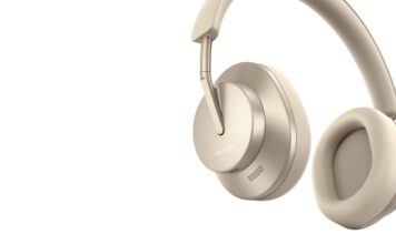 Huawei Freebuds Headphone Studio with noise cancellation