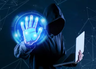 साइबर अपराध: डिजिटल जंग का नया खतरा! इसे जानना जरूरी है। hacker stoling data and money from bank account